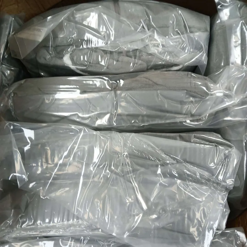 BOX OF APPROX 10 TOPAZ HOME ULTRA PLUSH BLANKET HOODIE – ONE SIZE FITS ALL, GREY