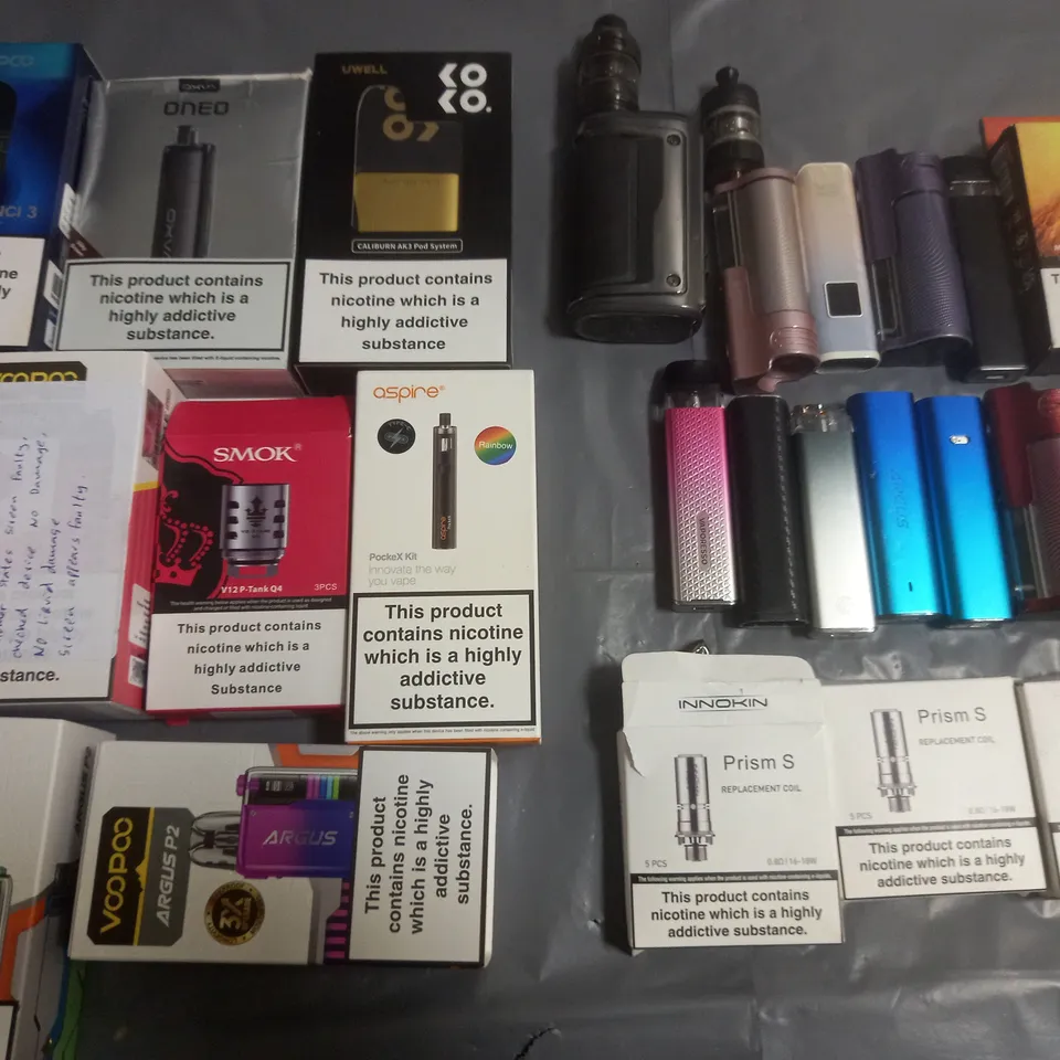 LOT OF APPROXIMATELY 25 ASSORTED VAPING ITEMS TO INCLUDE ASPIRE, VAPORESSO AND VOOPOO