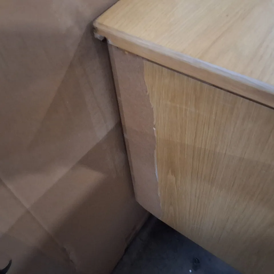 SWYFT SIDEBOARD 01 - OAK