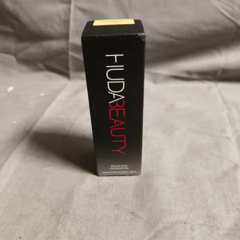 HUDA BEAUTY #FAUXLENS FOUNDATION IN PANNA COTTA – 35ML