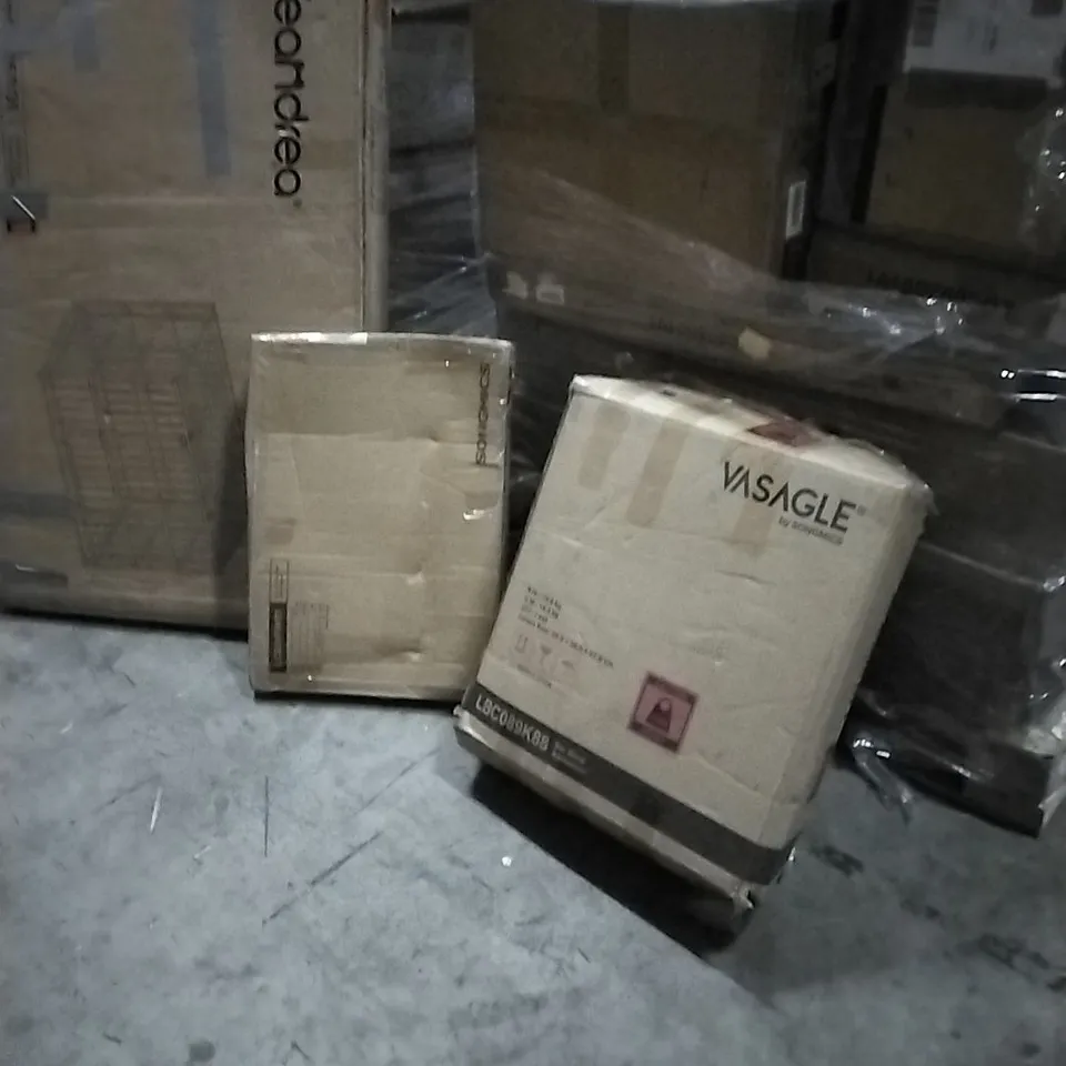 PALLET OF HOUSEHOLD ITEMS TO INCLUDE DOG CAGE, LAUNDRY HAMPER, BAR STOOL, CLOTHES RACK , STORAGE BENCH AND OTHER ASSORTED ITEMS...