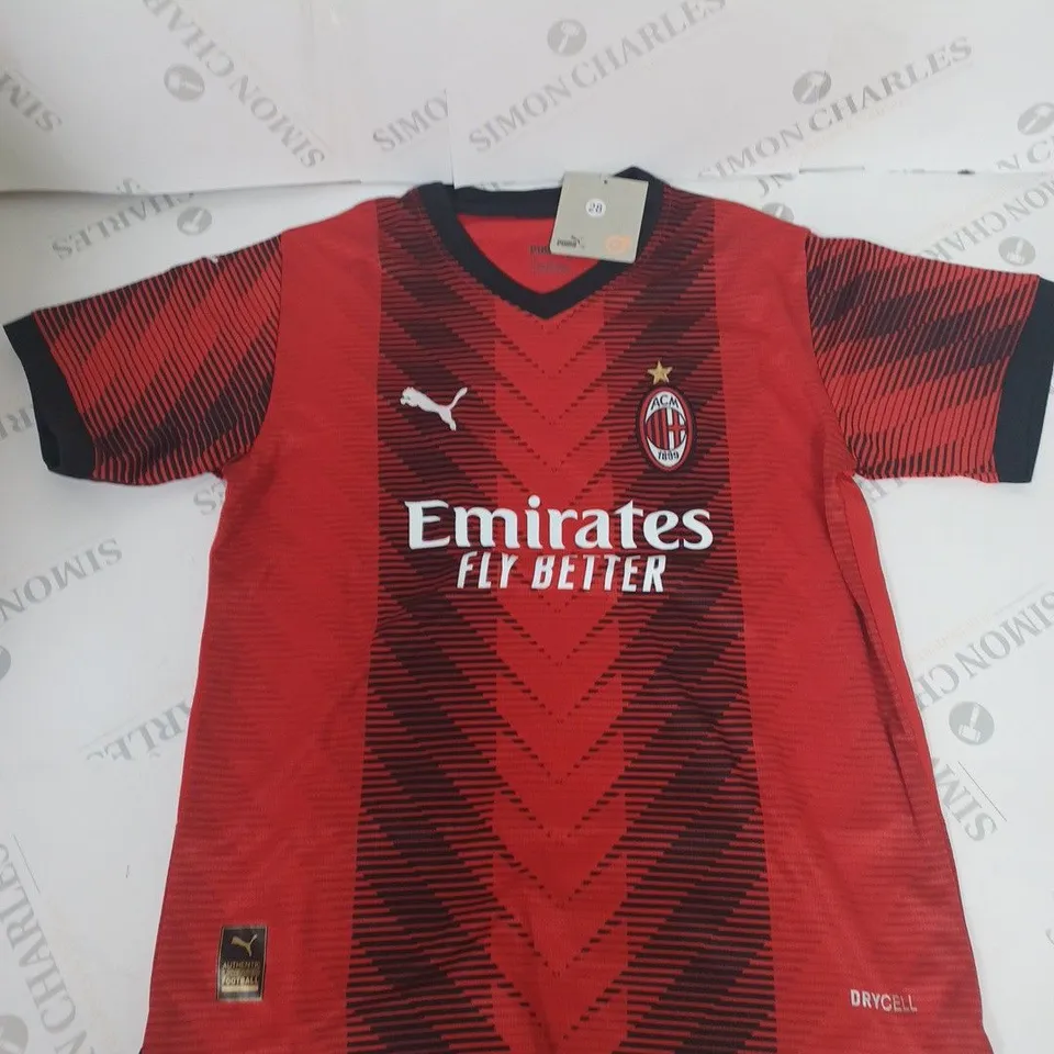 AC MILAN FC HOME SHIRT AND SHORTS SIZE 28