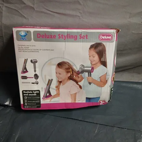 DELUXE STYLING SET – KIDS' HAIR STYLING TOY (BOXED)