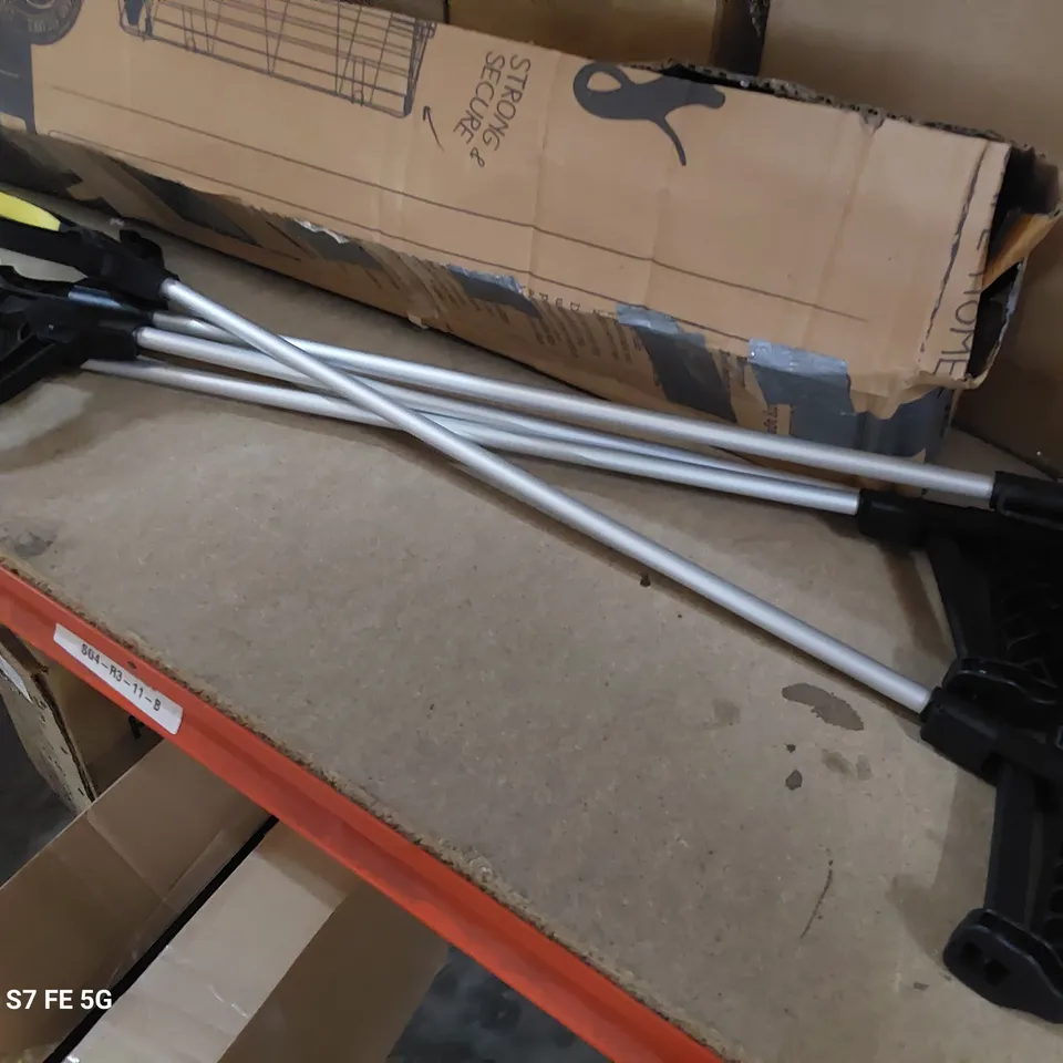 FOUR EXTENSION GRABBERS