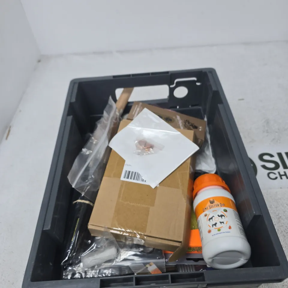 TOTE OF APPROXIMATELY 12 ASSORTED ITEMS TO INCLUDE: SCHOOL STATIONARY SET