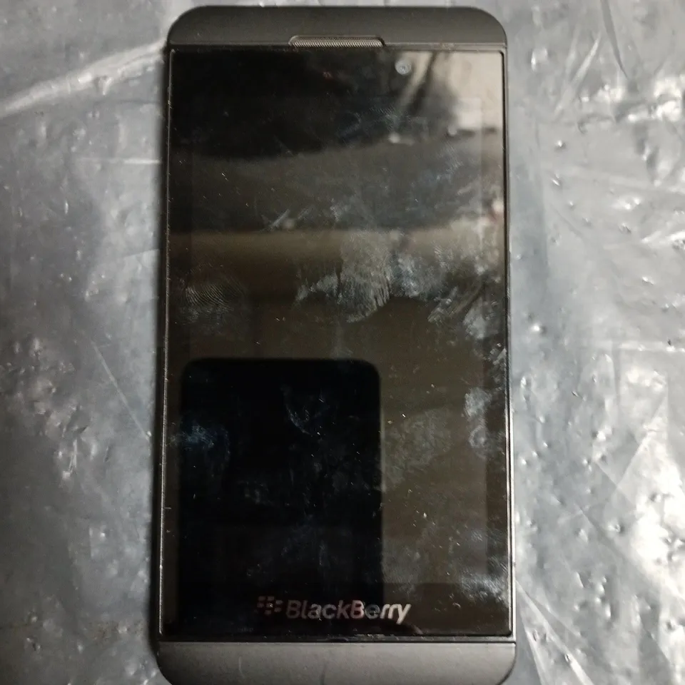 BLACKBERRY Z10 STL100-2 MOBILE PHONE