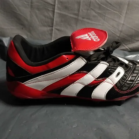 ADIDAS FOOTBALL BOOTS –SIZE UNSPECIFIED