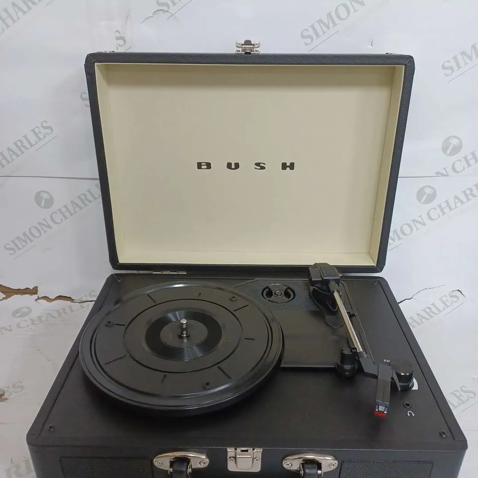 BOXED BUSH CLASSIC TURNTABLE BLACK 
