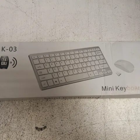 BOXED UNBRANDED K-03 MINI QWERTY KEYBOARD & MOUSE