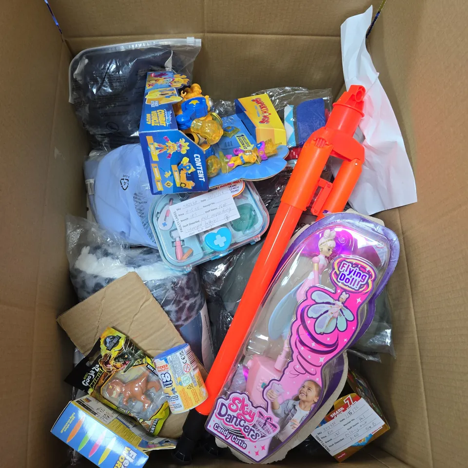 BOX OF APPROXIMATELY 10 ASSORTED ITEMS INCLUDING STICKI ROLLS DISNEY STITCH, FLEXI WORM AND SUPERTHINGS RIVALS OF KABOOM COMBAT VEHICLE MULTY