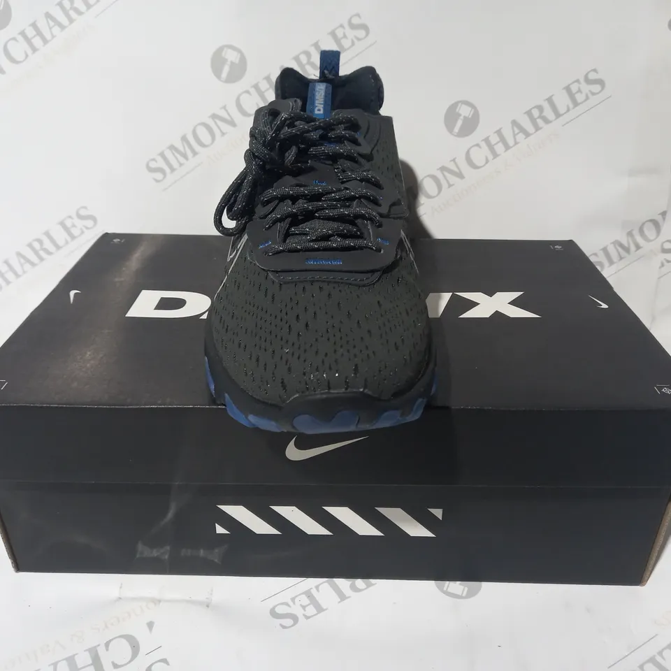 BOXED PAIR OF NIKE REACT VISION TRAINERS IN ANTHRACITE/REFLECTIVE SILVER UK SIZE 7