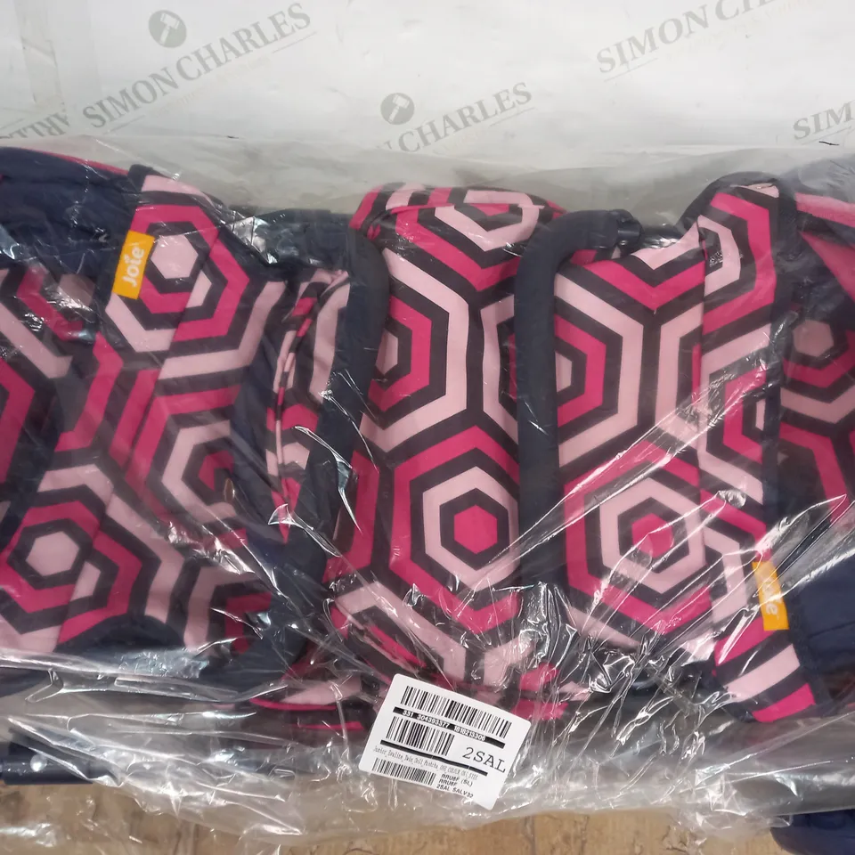 JOIE JUNIOR EVALITE TWIN PUSHCHAIR (BOX WATER DAMAGED)  RRP £59.99