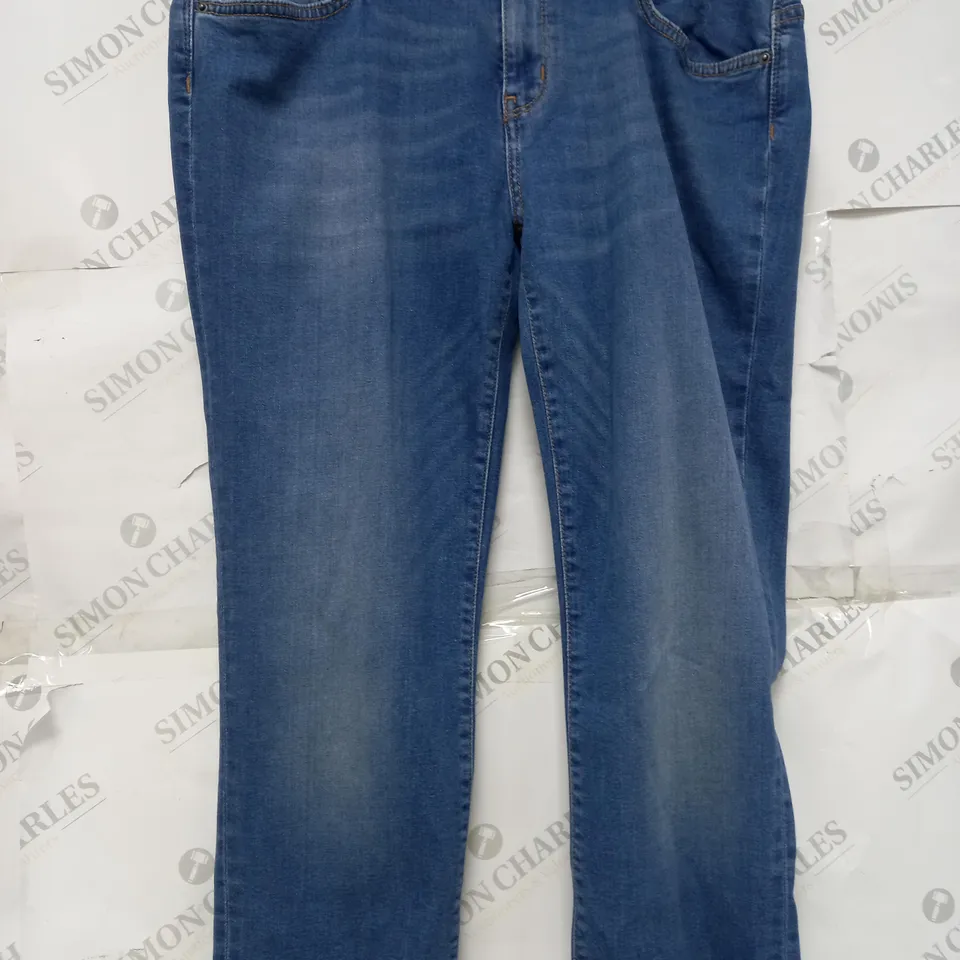 LIGHT BLUE TOMMY HILFIGER JEANS 34 X 34