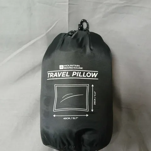 MOUNTAIN WAREHOUSE TRAVEL PILLOW – BLACK, IN DRAWSTRING STORAGE POUCH
