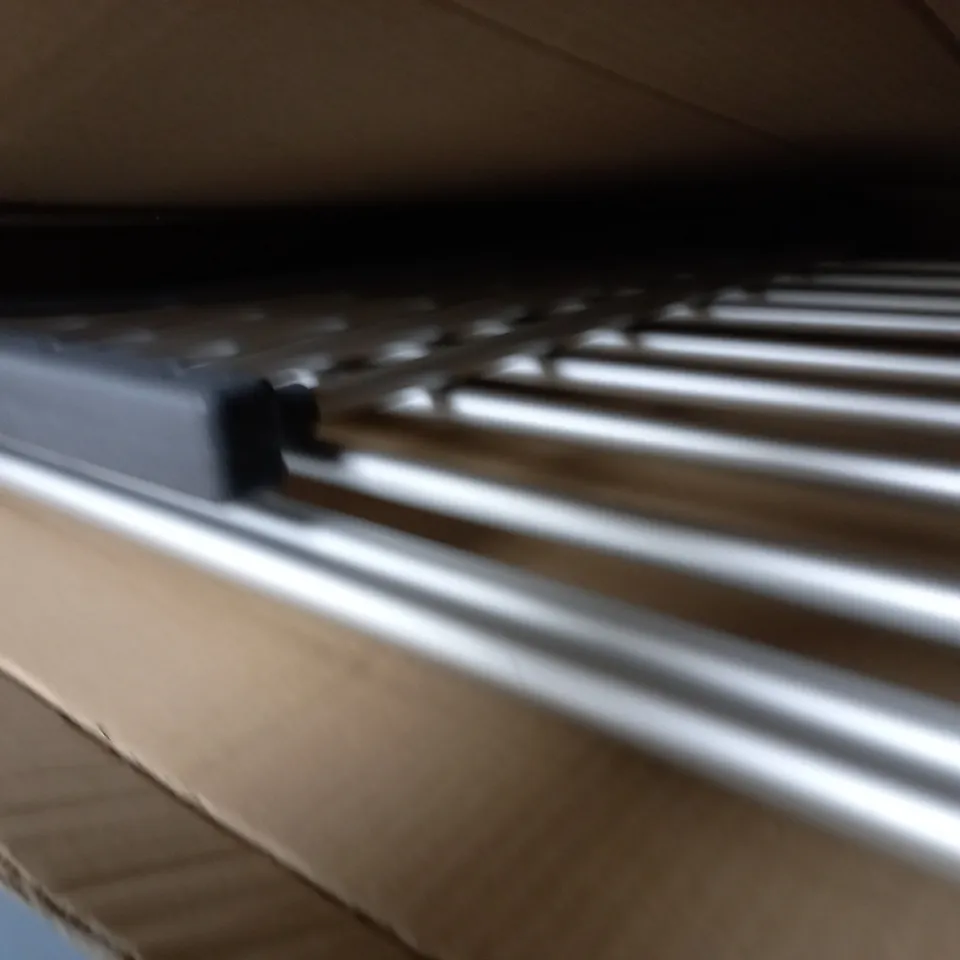 BOXED BLACK AND DECKER DELUXE ELECTRIC LAUNDRY AIRER - COLLECTION ONLY RRP £112.99