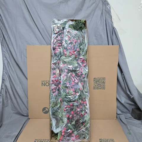 GISELA GRAHAM 2 x FESTIVE FROSTED BERRY DECORATIONS BOXED