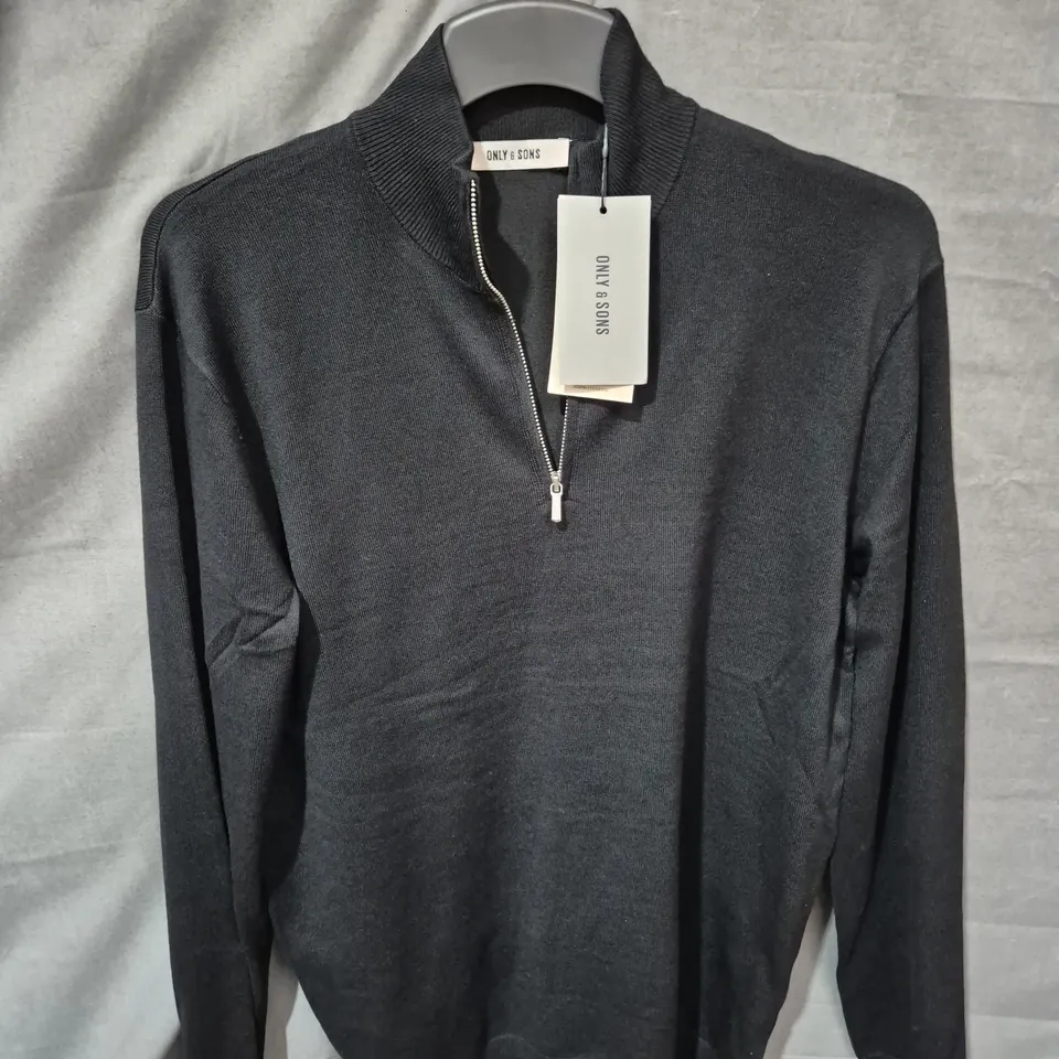 ONLY & SONS MEN'S HALF-ZIP KNITTED JUMPER – BLACK - SIZE M