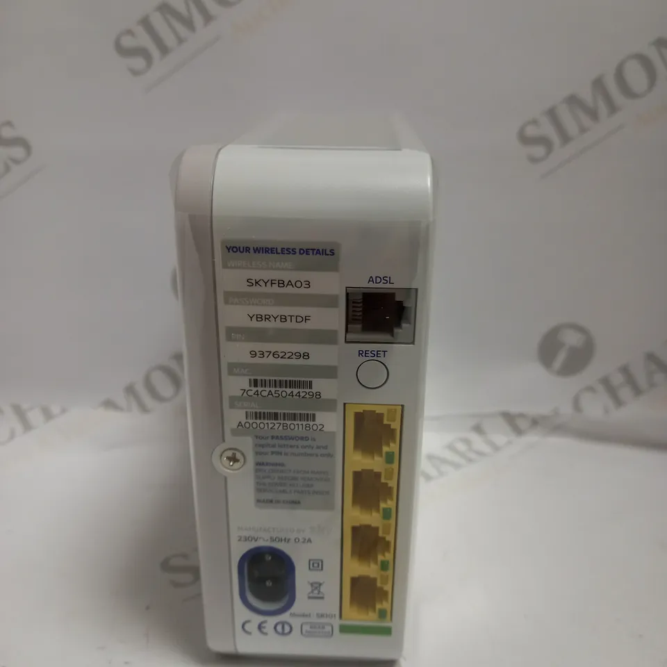 BOXED SKY WIFI HUB IN WHITE