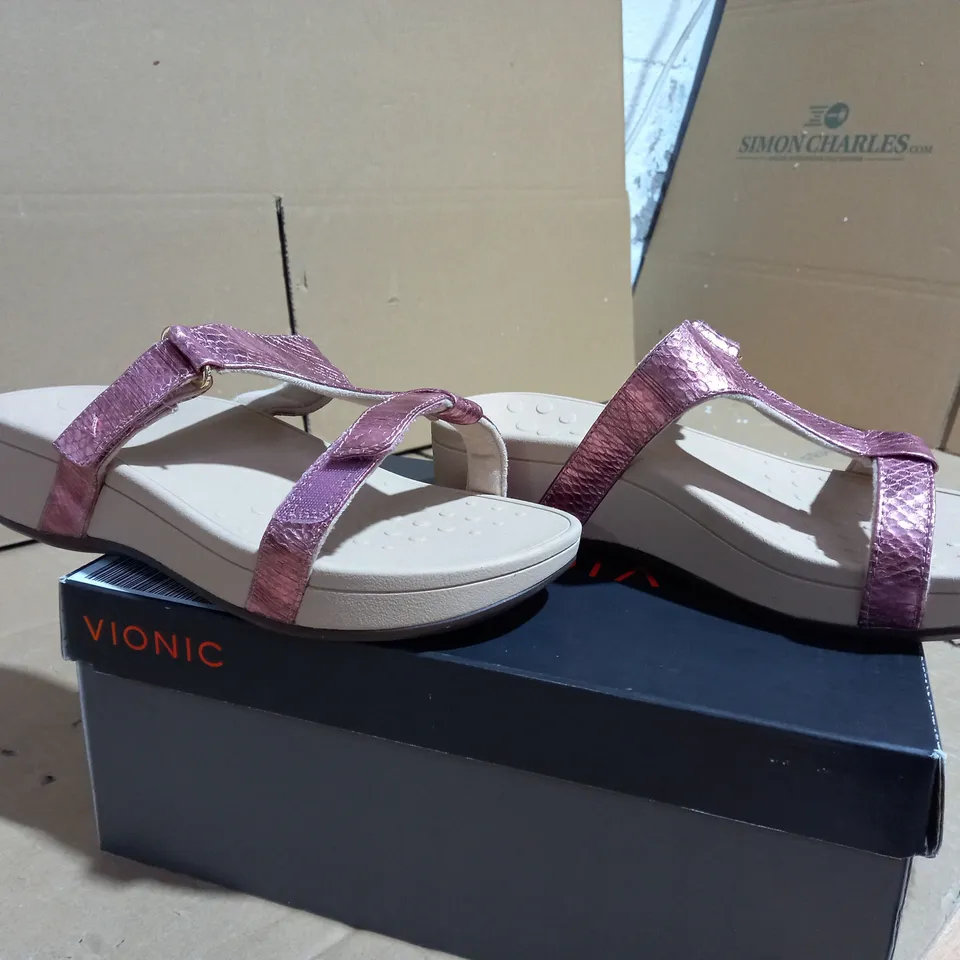 VIONIC ELLIE SANDAL IN PINK  SIZE 7