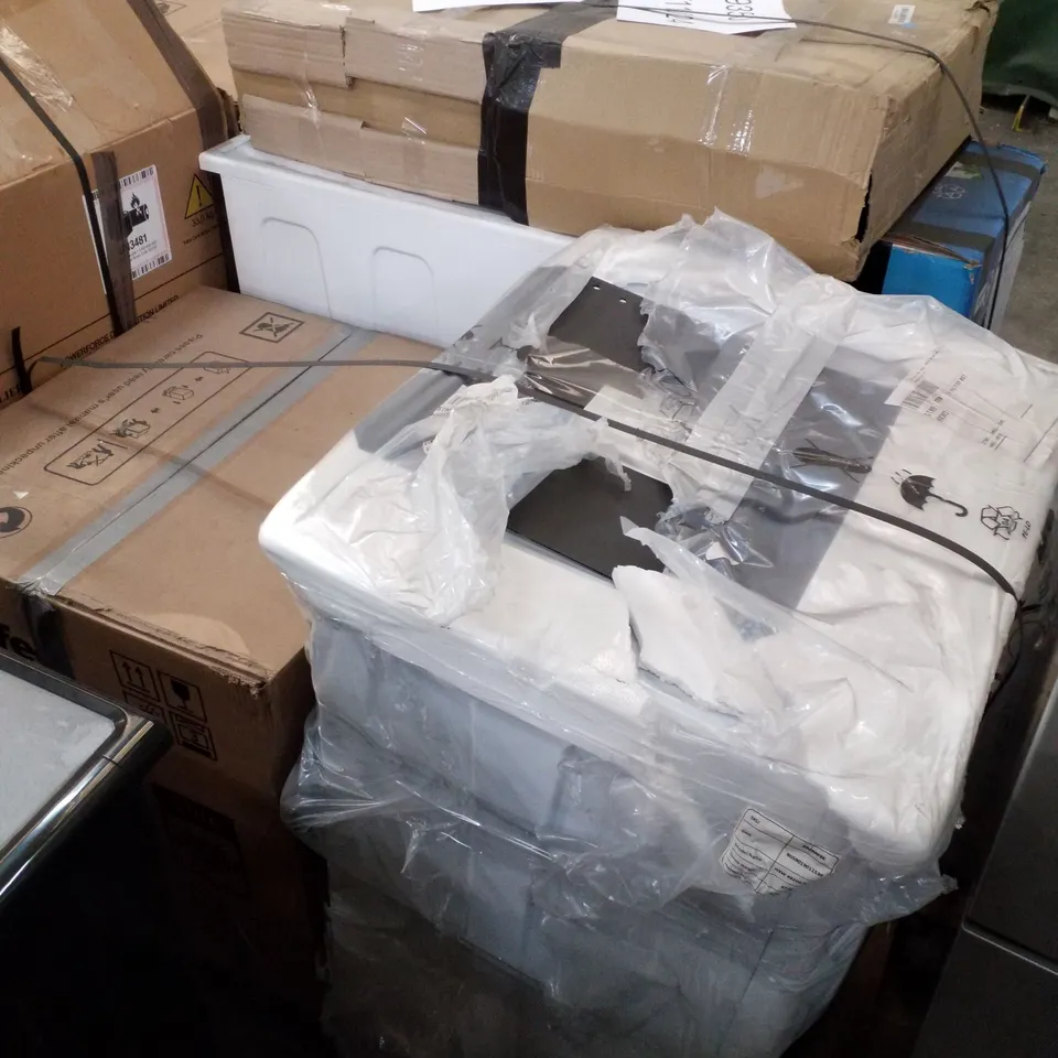 PALLET CONTAINING APPROXIMATELY 5 RAW ELECTRICAL ITEMS TO INCLUDE: