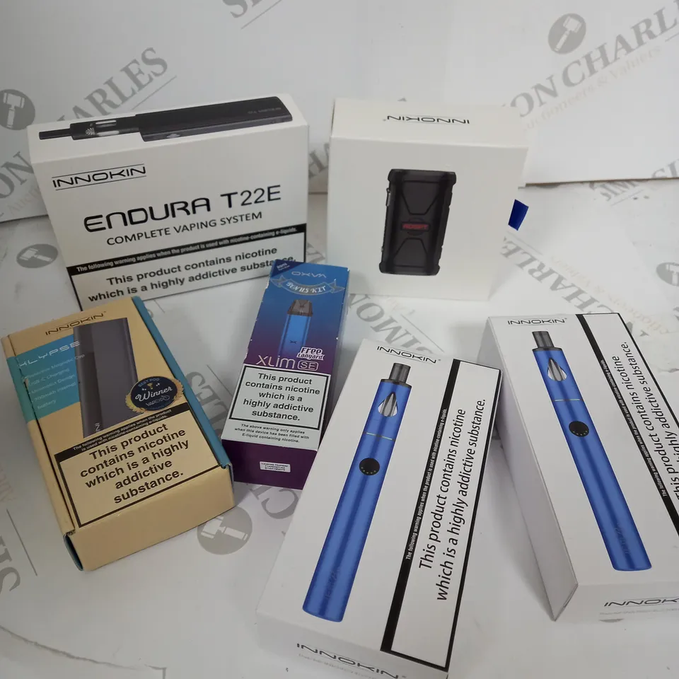 APPROXIMATELY 20 VAPES & E-CIGARETTES TO INCLUDE - INNOKIN - VAPORESSO  - ASPIRE