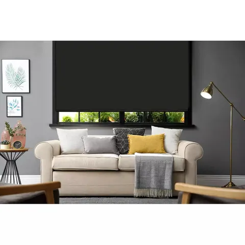 PLAIN BLACKOUT ROLLER BLIND (90X160CM) - COLLECTION ONLY