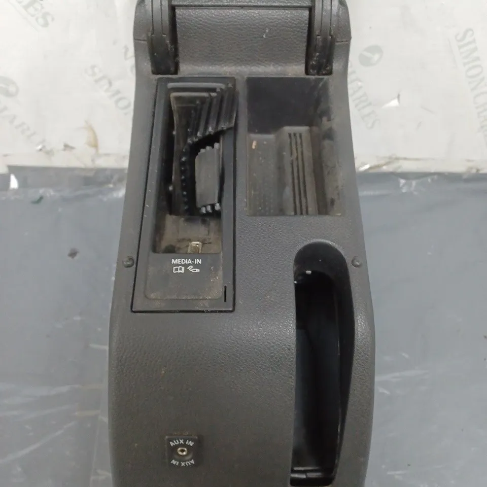 VW GOLF 1K MK5 BLACK CLOTH CENTRE ARMREST 1K5864251 C 