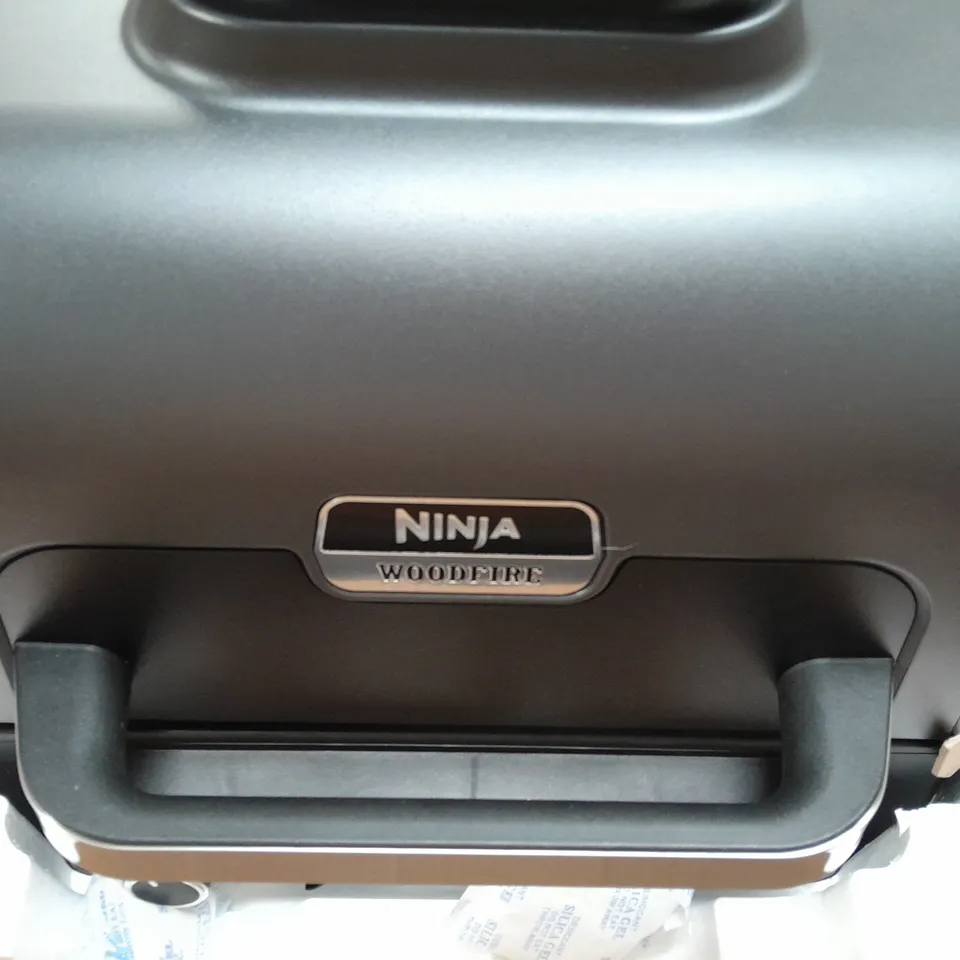 BOXED NINJA WOODFIRE PRO XL ELECTRIC BBQ GRILL & SMOKER