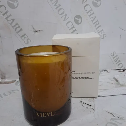 BOXED VIEVE SIGNATURE CANDLE