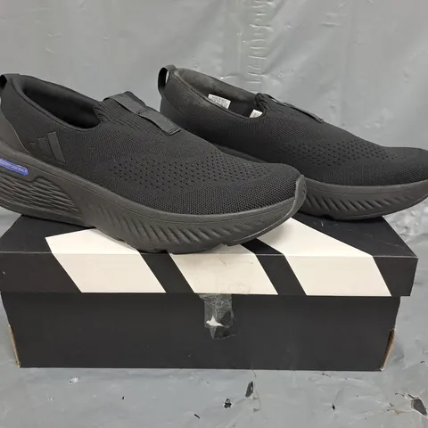 BOXED PAIR OF ADIDAS CLOUDFOAM GO LOUNGER SHOES IN BLACK SIZE UK 9