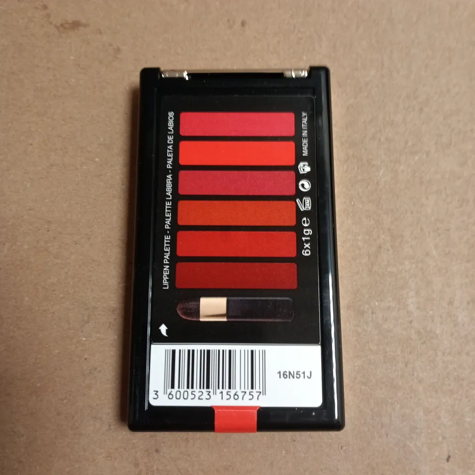 BOX OF APPROXIMATELY 12 L'OREAL COLOUR RICHE LA PALETTE LIPSTICK PALETTES RED