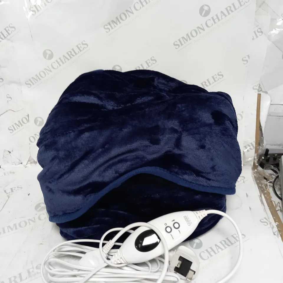 COZEE HOME HEATED PLUSH WEARABLE TV BLANKET IN NAVY