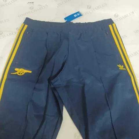 ADIDAS ARSENAL FOOTBALL CLUB TRACKSUIT PANTS IN NAVY - 2XL