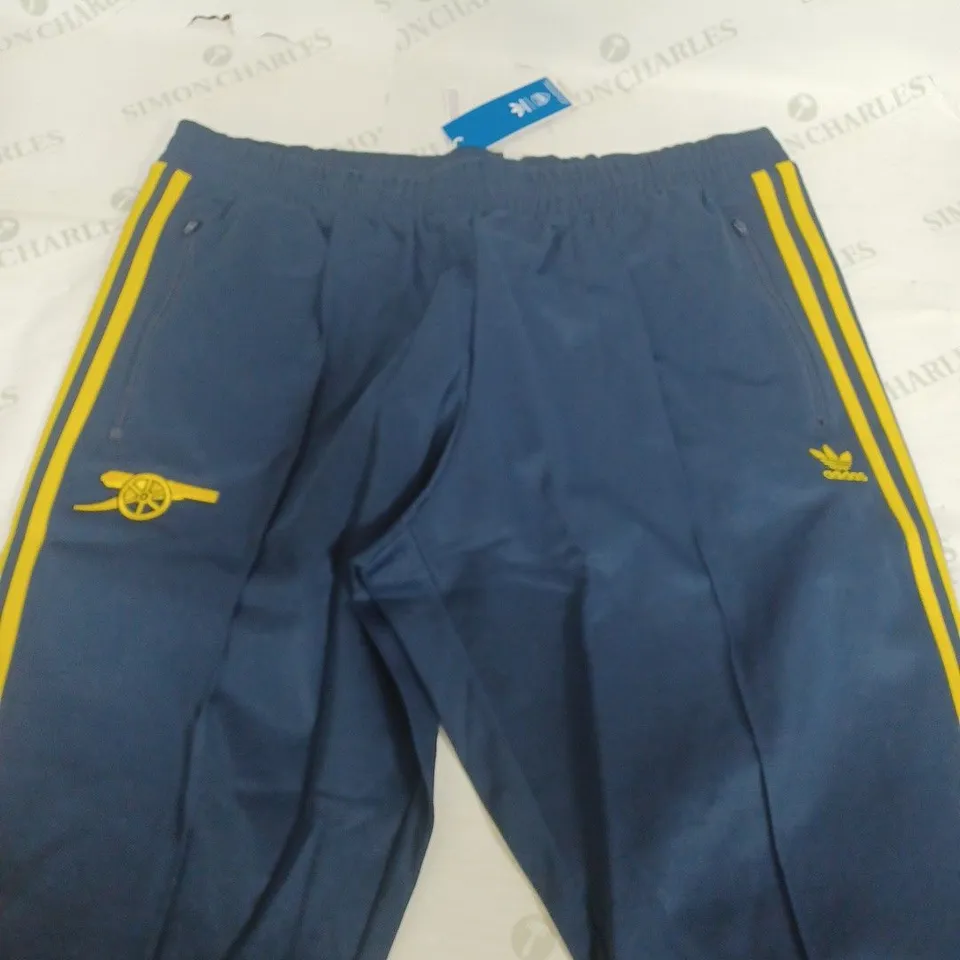 ADIDAS ARSENAL FOOTBALL CLUB TRACKSUIT PANTS IN NAVY - 2XL