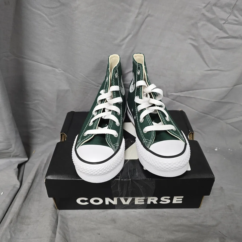 BOXED CONVERSE CHUCK TAYLOR ALL STAR HIGH TOP SNEAKERS – GREEN (YOUTH US 13.5)