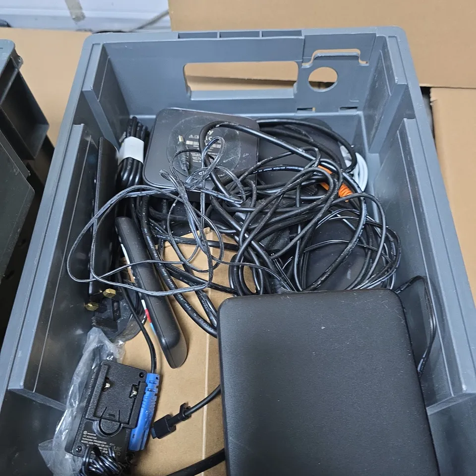 APPROXIMATELY 20 ASSORTED ELECTRICAL PRODUCTS TO INCLUDE POWER ADAPTERS, WIFI HUBS AND REMOTE CONTROLS