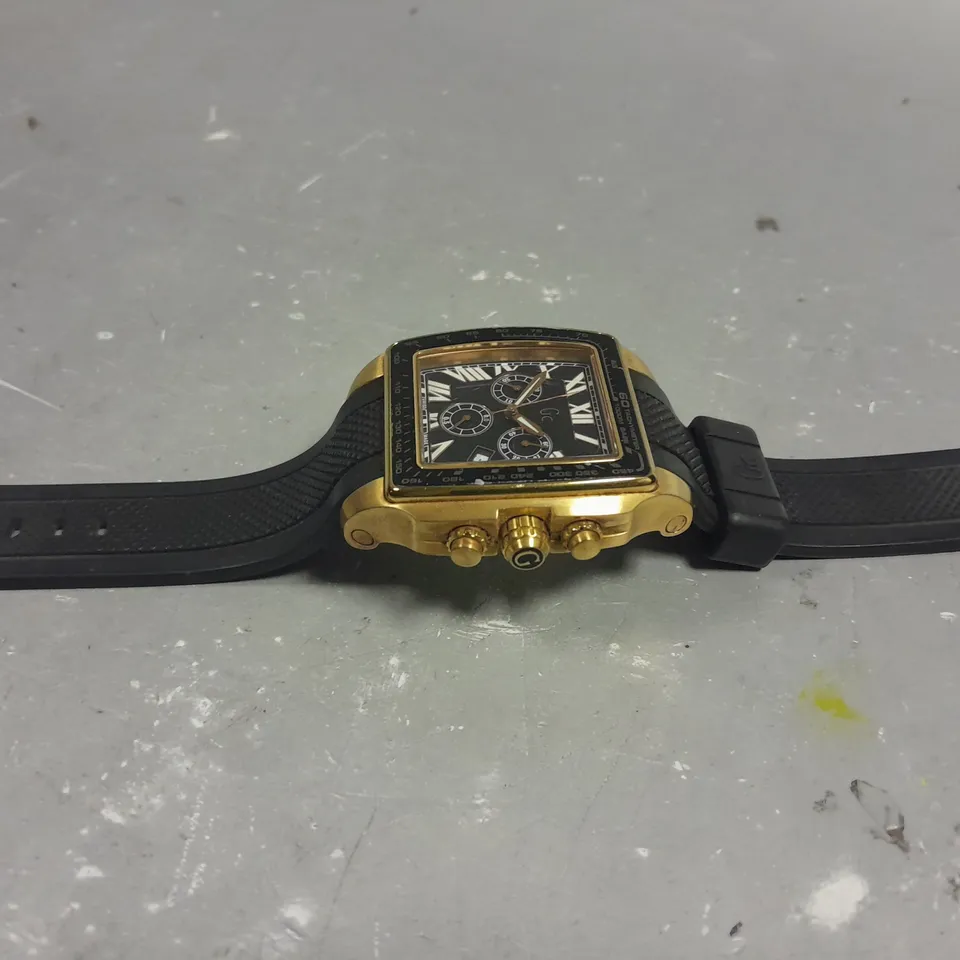 GUESS DIVER CLASS SQUARE BODIED WATCH