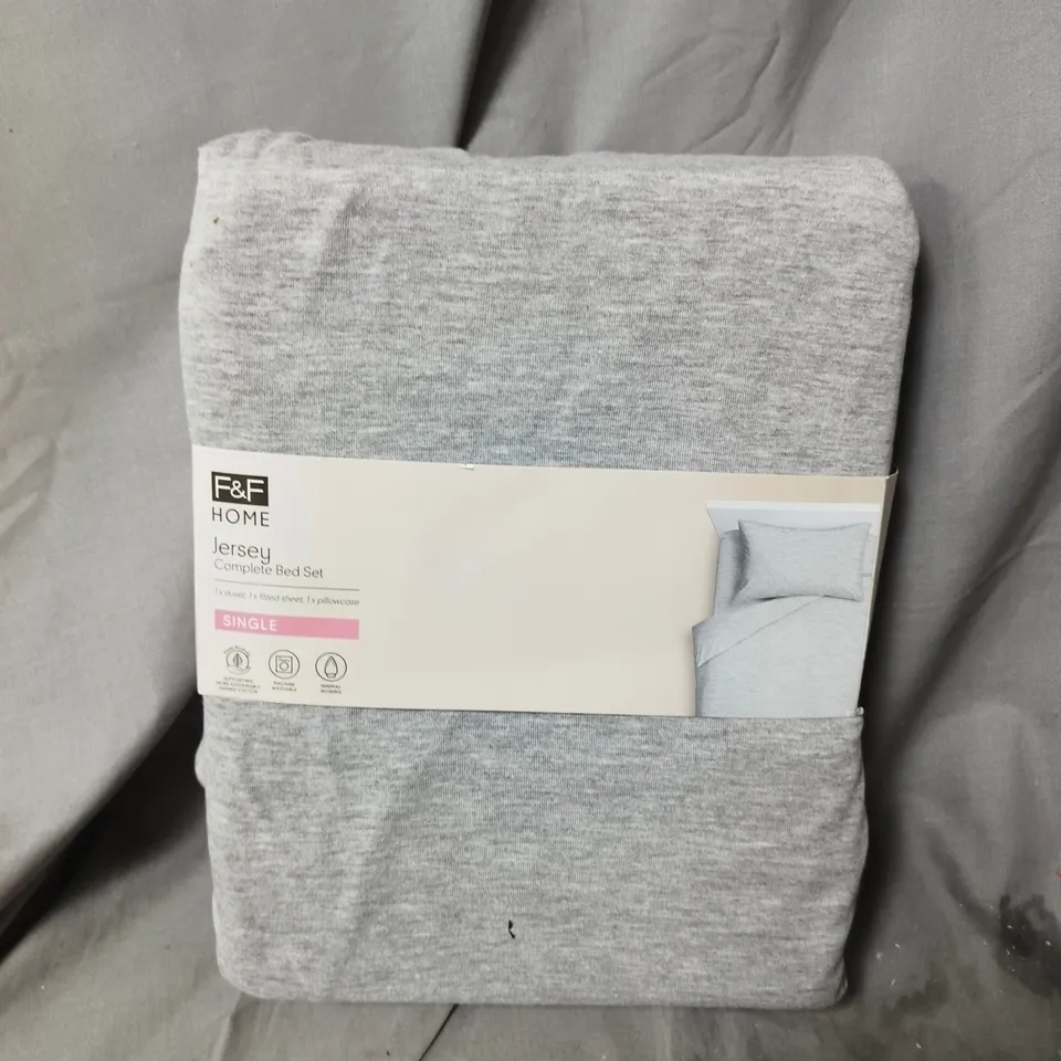 F&F HOME JERSEY COMPLETE BED SET – SINGLE