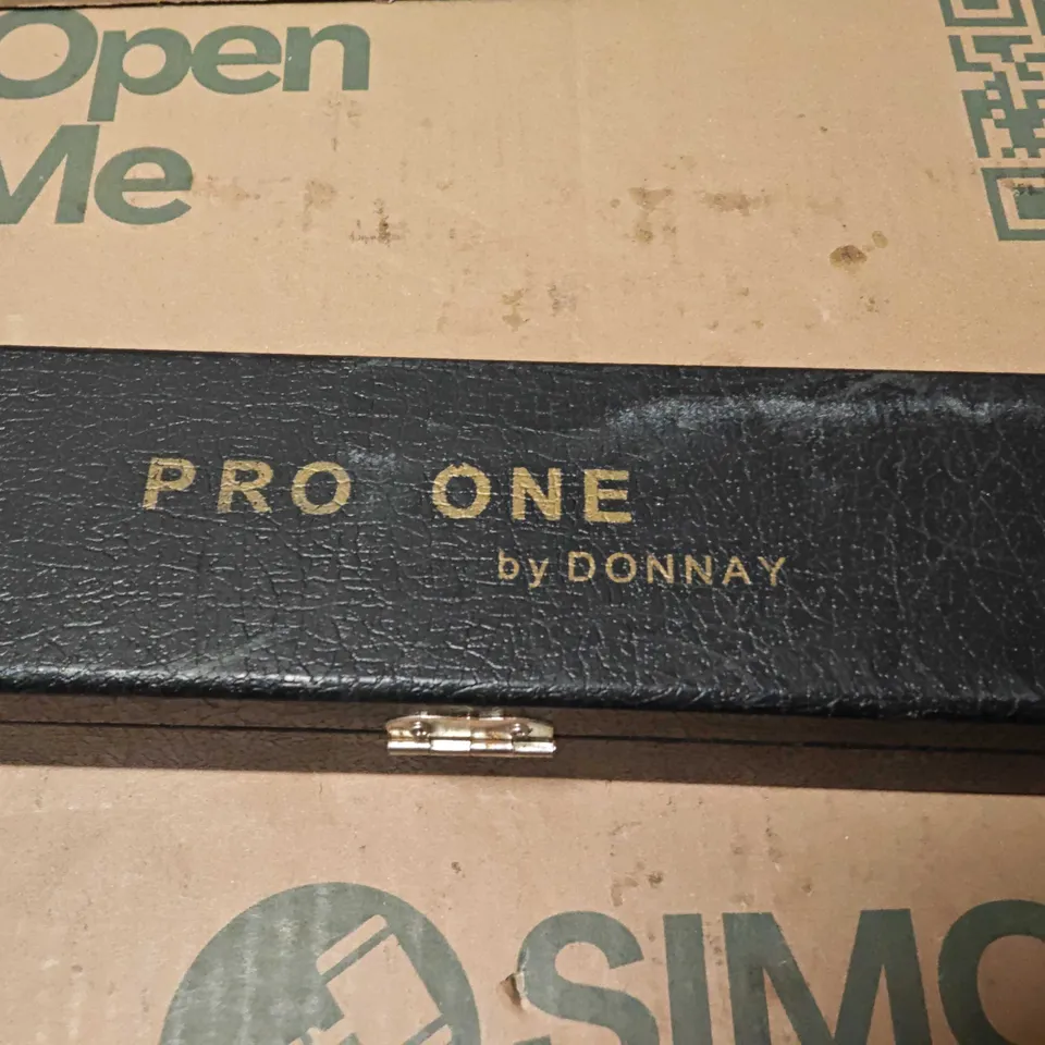 POOL CUE IN PRO ONE BY DONNAY CARRY CASE