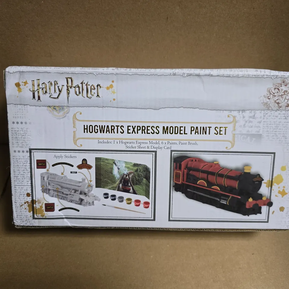 HARRY POTTER HOGWARTS EXPRESS MODEL PAINT SET - WIZARDING WORLD
