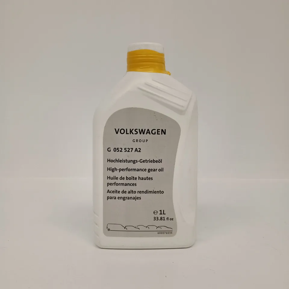 VOLKSWAGEN GROUP G 052 527 A2 HIGH-PERFORMANCE GEAR OIL, 1 L