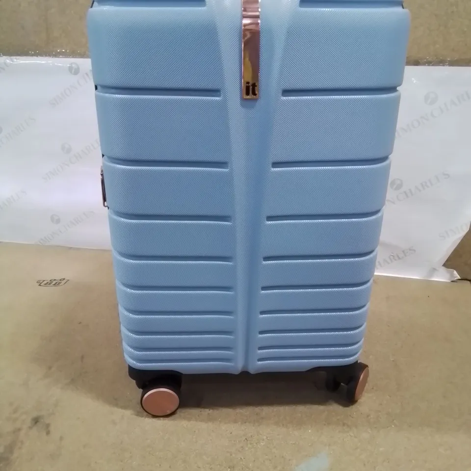 BRAND NEW IT BRAND BLUE AND ROSE PINK TRAVEL CASE WITH WHEELS 