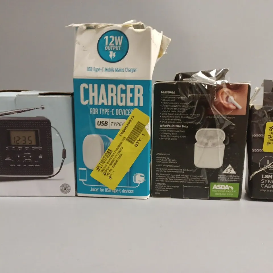 APPROXIMATELY 20 ASSORTED ELECTRICAL ITEMS TO INCLUDE RADIOS , MIXX 0X1 HEADPHONES, CHARGERS, ETC