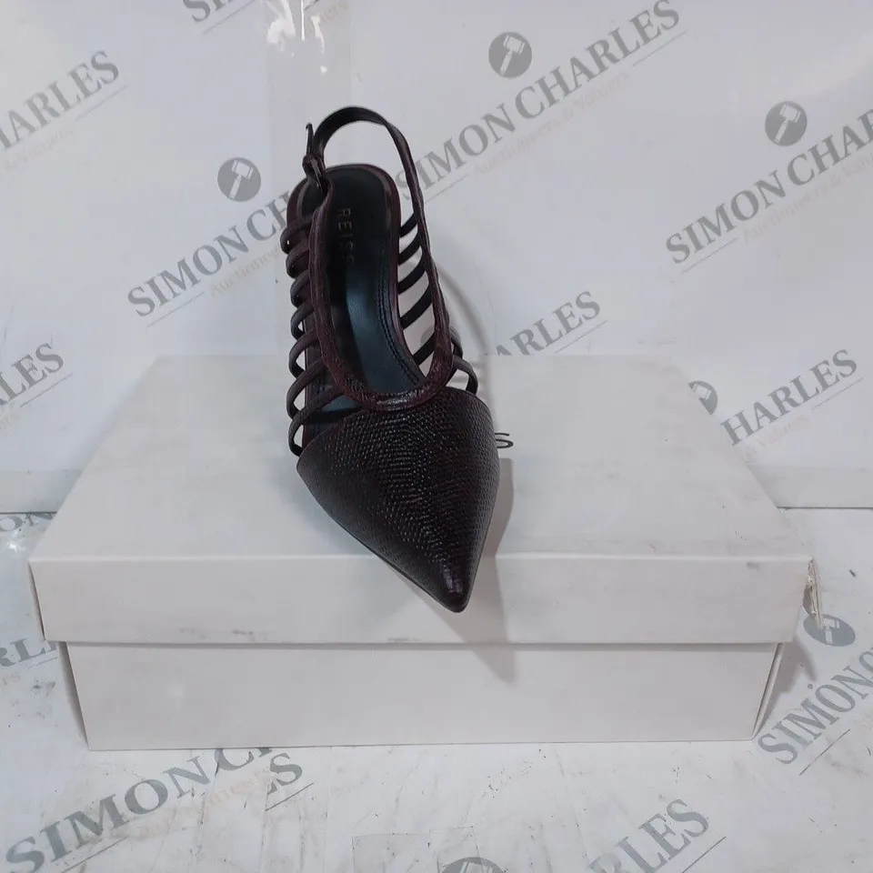 BOXED PAIR OF REISS DAPHNE SLINGBACK HEELS IN POMEGRANATE SIZE 5