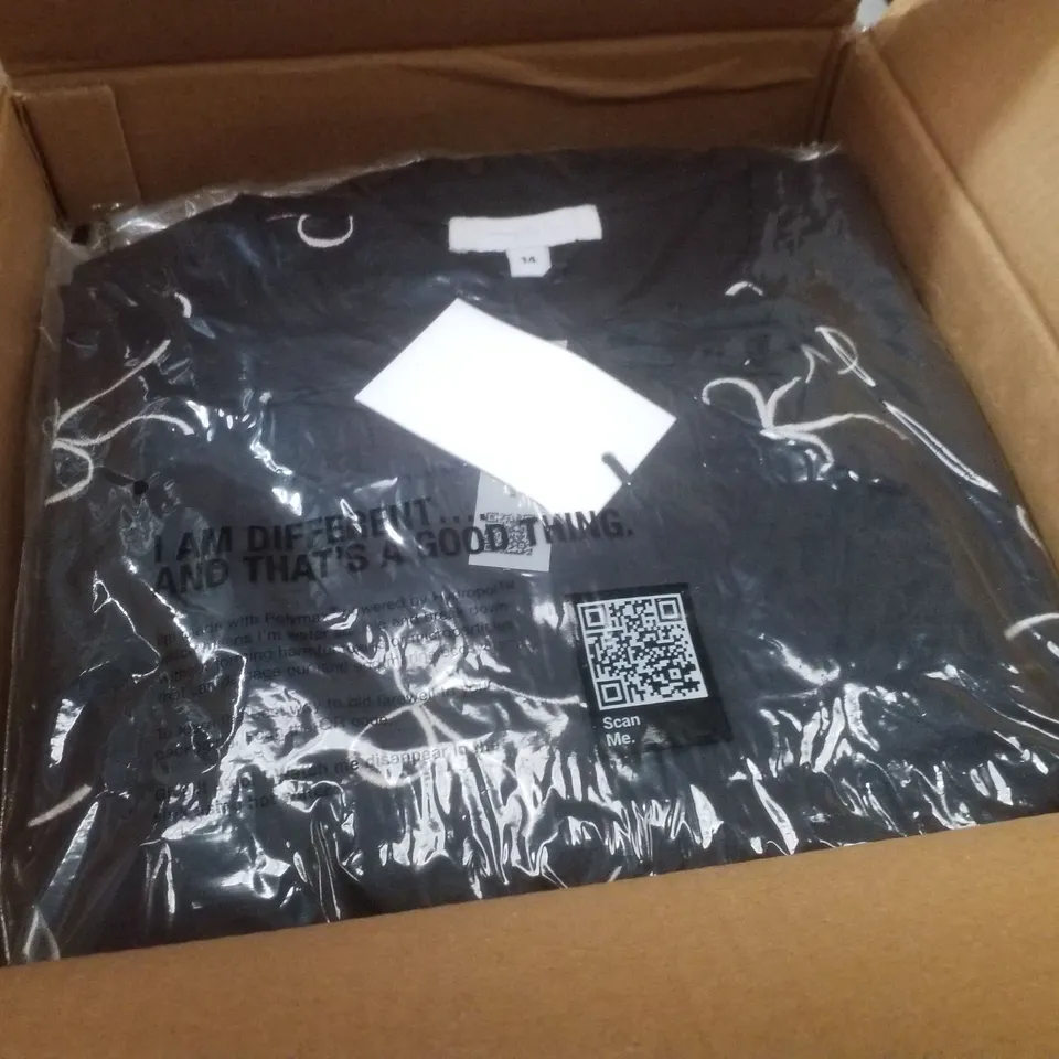 BOX CONTAINING APPROXIMATELY 13 BRAND NEW SIMPLY BE BLACK BOW FRONT BLOUSES - SIZE 14