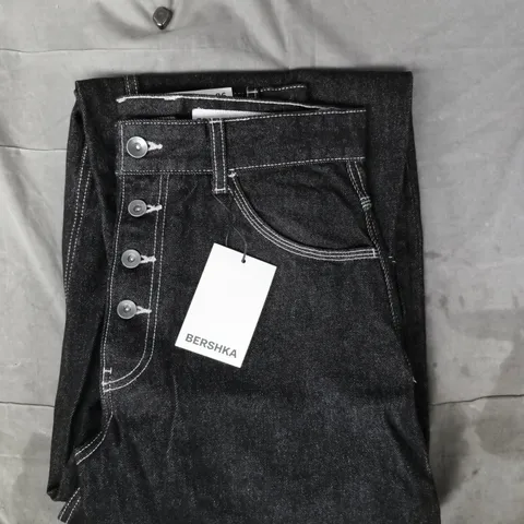 BERSHKA BARREL FIT JEANS IN BLACK SIZE UK 29