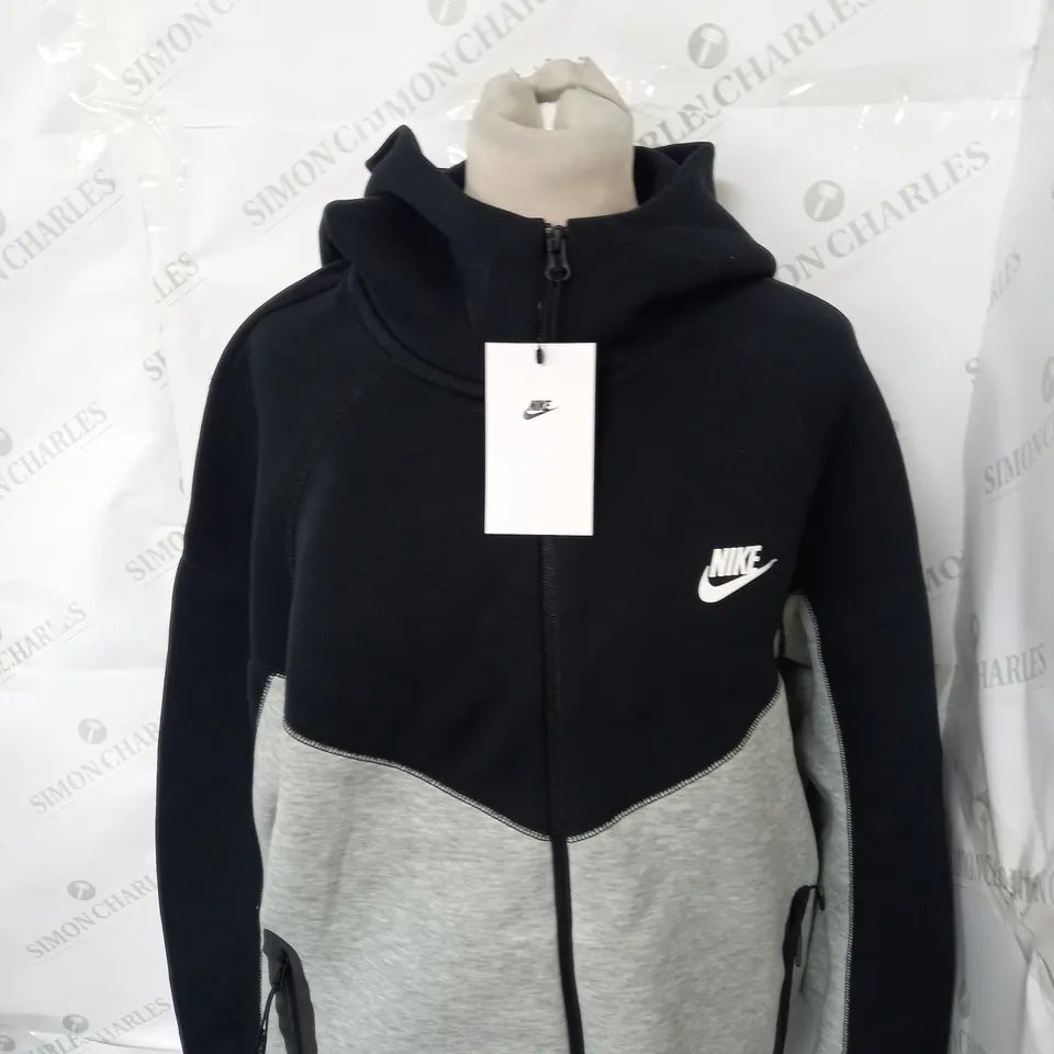 NIKE ZIP TECH FLEECE JACKET SIZE M