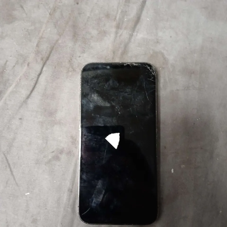 APPLE IPHONE 13PRO/PROMAX – CRACKED FRONT DISPLAY AND DAMAGED REAR GLASS