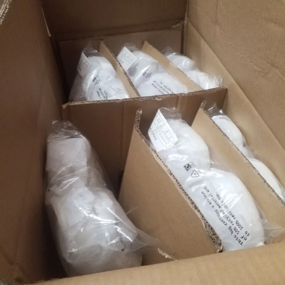 BOX CONTAINING APPROXIMATELY 6 PAIRS OF SIMPLY BE WHITE PHOEBE EX WIDE SANDALS - SIZE 8
