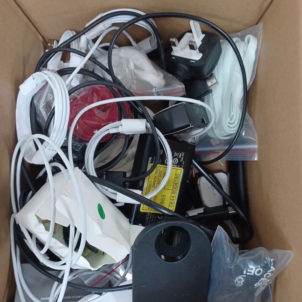 BOX OF APPROXIMATELY 15 ASSORTED ELECTRICAL AND HOUSEHOLD PRODUCTS TO INCLUDE CHARGING CABLES, USB PLUGS, SPARE REMOTES ETC 